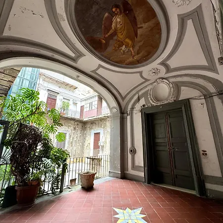 Appartamento Palazzo Medici A Materdei *