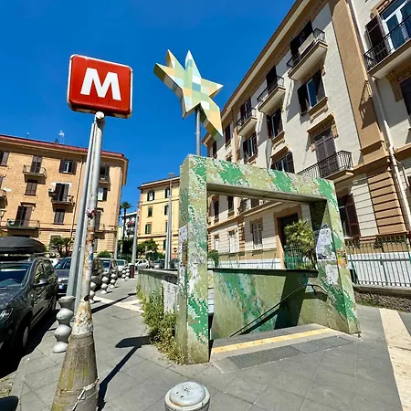 Palazzo Medici A Materdei * Napoli